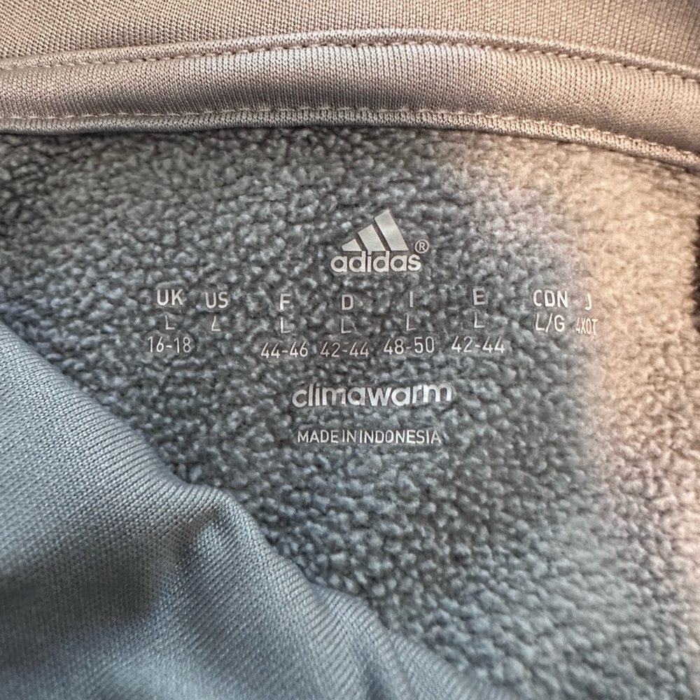 Adidas - Picture 2 of 3
